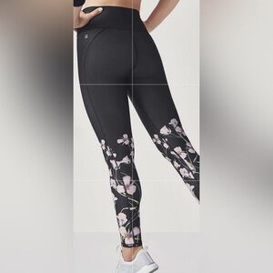 Fabletics Women’s Define PowerHold® High-Waisted Legging Sz XS Cascading Flowers